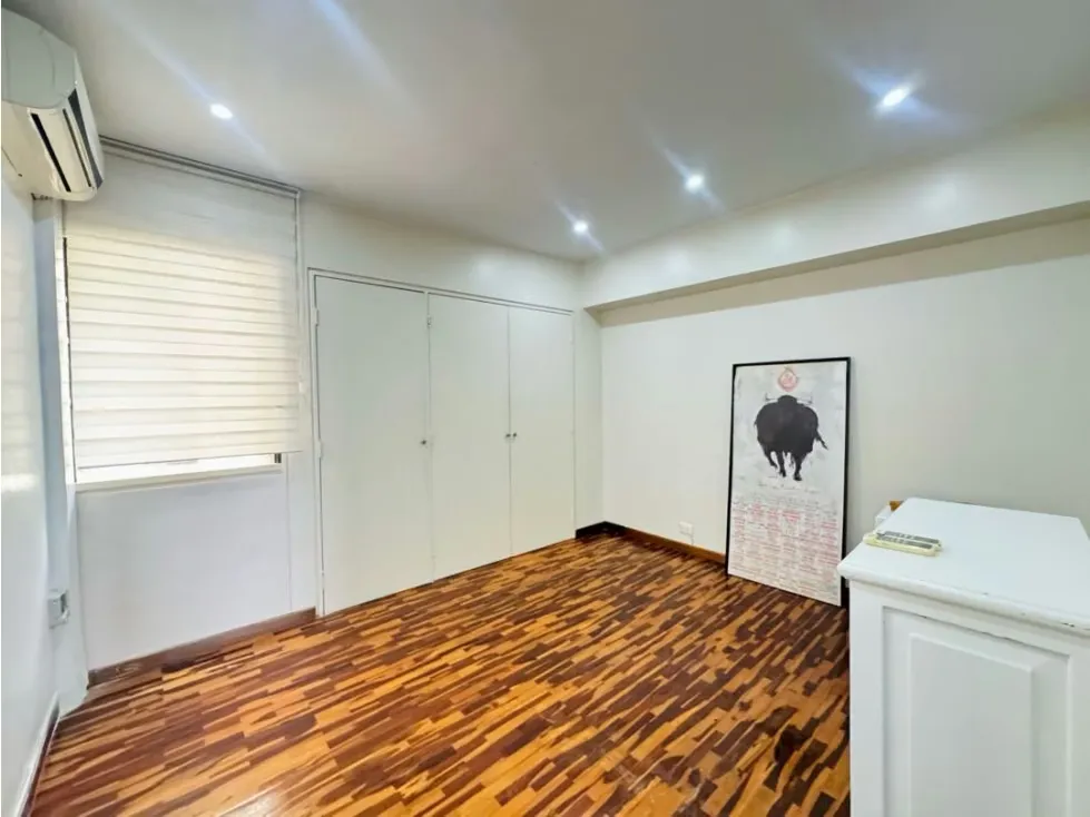 Se alquila apartamento 230m2 3H+S/4B/2P Sta Eduvigis - 12