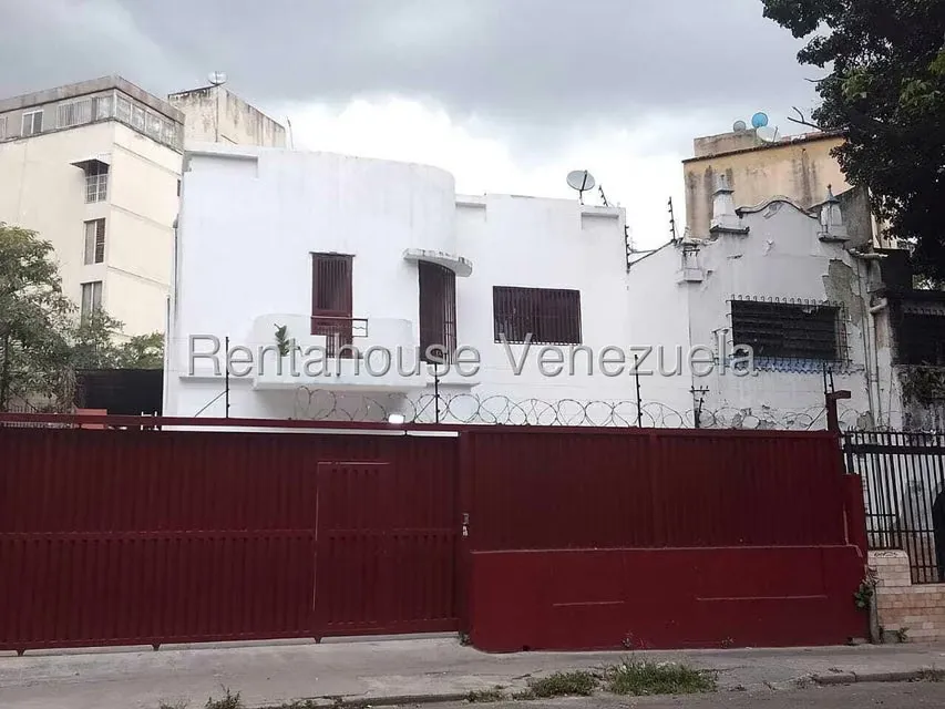 Casa (Duplex) en Venta en San Bernardino, Distrito Metropolitano