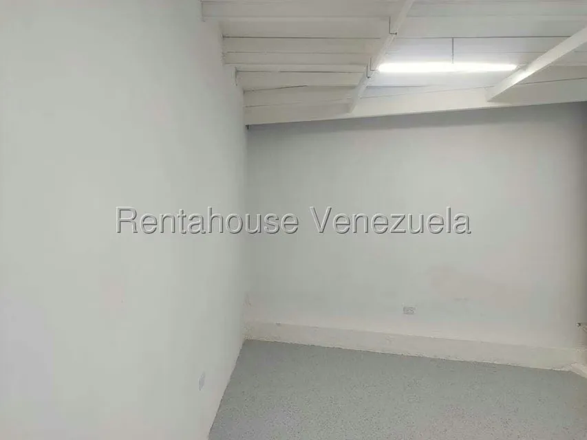 Casa (Duplex) en Venta en San Bernardino, Distrito Metropolitano - 15