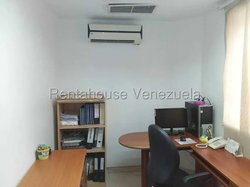 Casa (Duplex) en Venta en San Bernardino, Distrito Metropolitano - 20