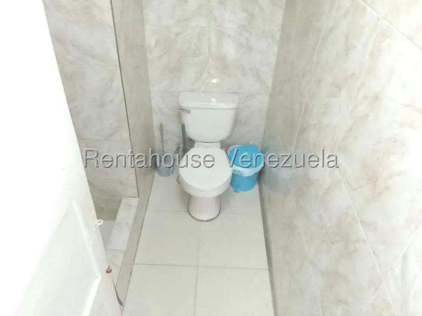 Casa (Duplex) en Venta en San Bernardino, Distrito Metropolitano - 30