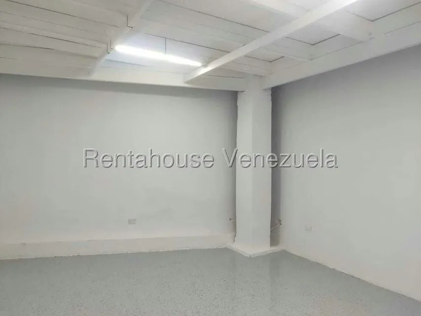 Casa (Duplex) en Venta en San Bernardino, Distrito Metropolitano - 9