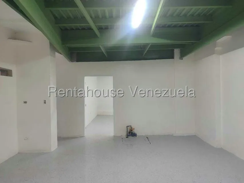 Casa (Duplex) en Venta en San Bernardino, Distrito Metropolitano - 10