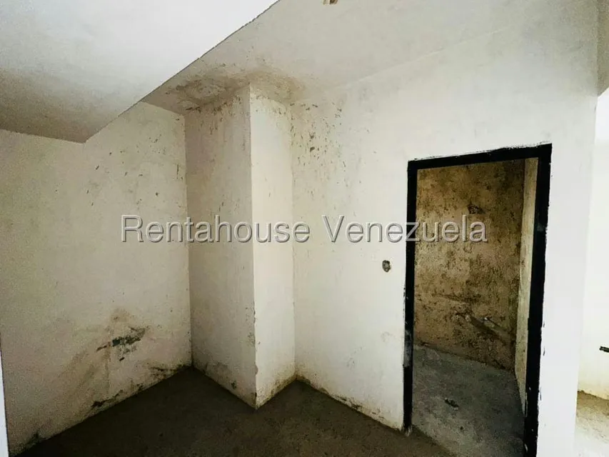 Apartamento (1 Nivel) en Venta en Zona Centro, Aragua - 25