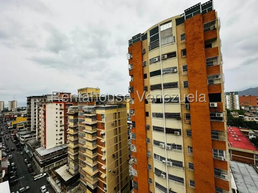 Apartamento (1 Nivel) en Venta en Zona Centro, Aragua - 29
