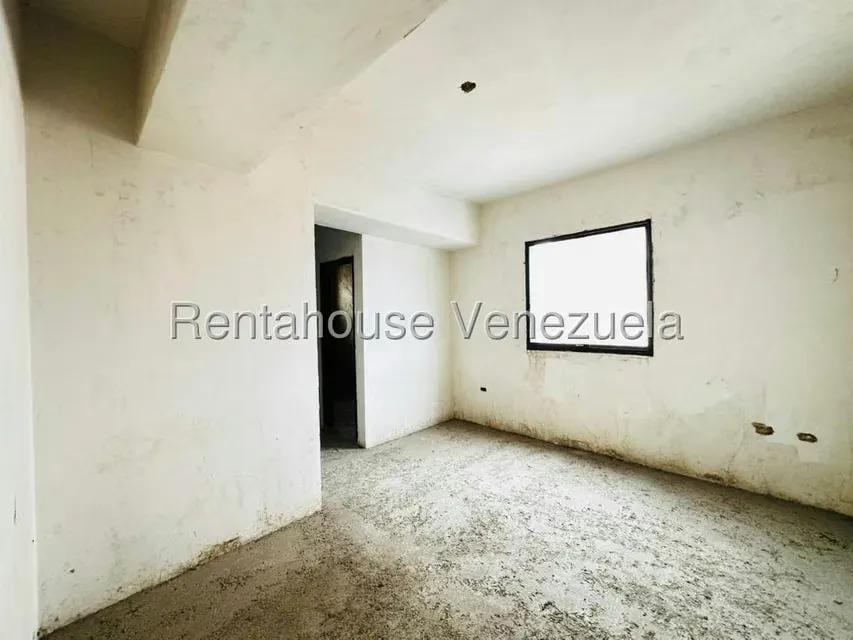 Apartamento (1 Nivel) en Venta en Zona Centro, Aragua - 3