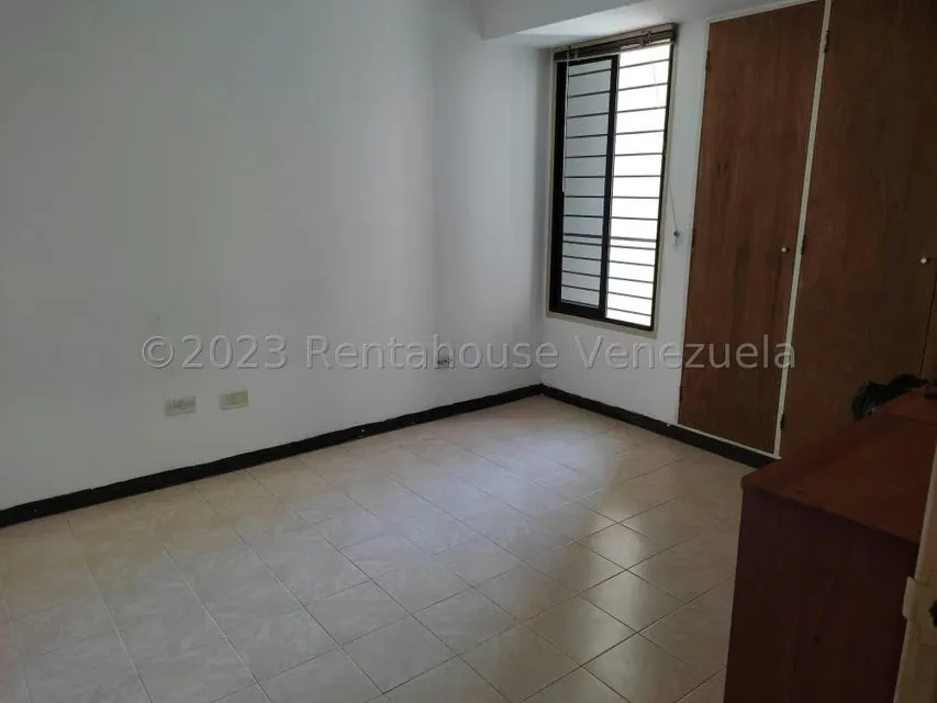 Apartamento (1 Nivel) en Venta en El Cigarral, Distrito Metropolitano - 12