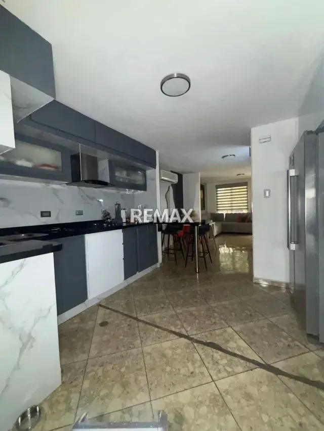 En Venta Townhouse en Tarabana Plaza, Cabudare - 3