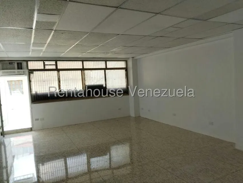 Local Comercial en Alquiler en Parroquia Santa Teresa, Distrito Metropolitano - 6