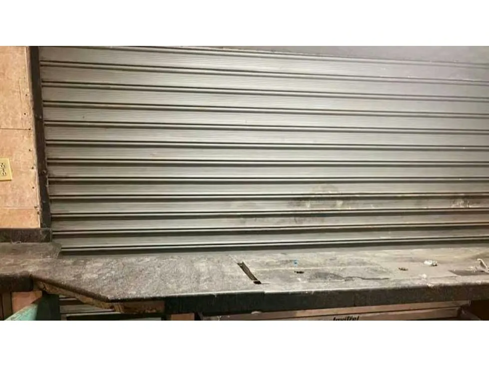 Se alquila local comercial 70m2 Av. Lecuna 4314 - 4