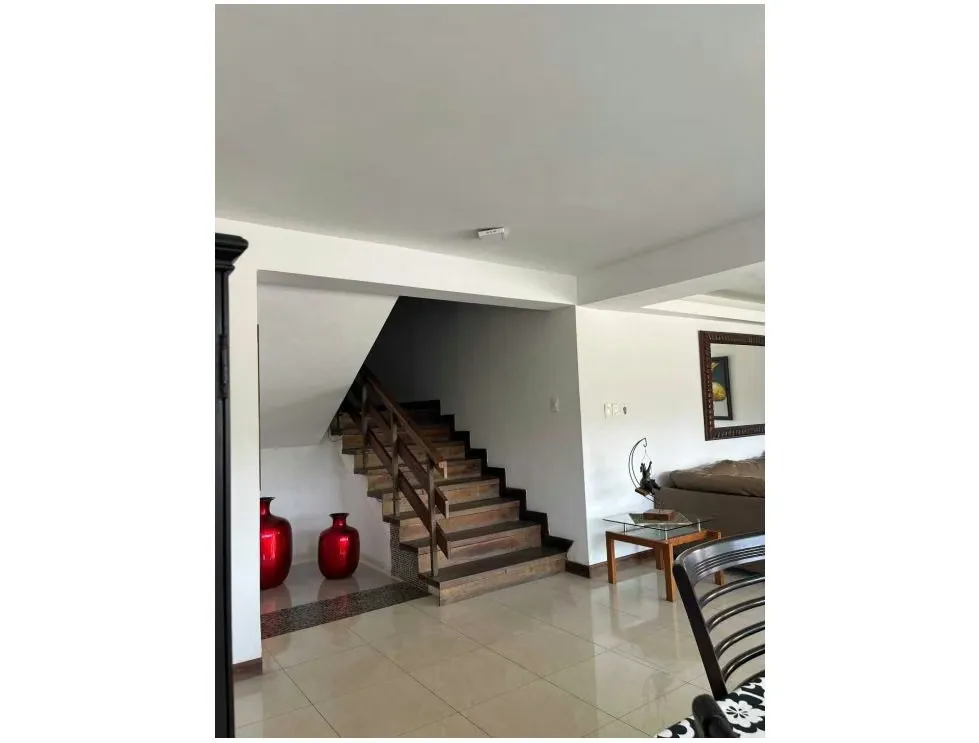Se vende casa 850m2 Prados del Este 9859 - 14