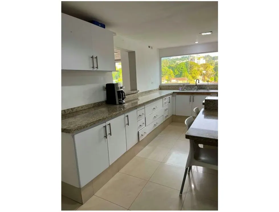 Se vende casa 850m2 Prados del Este 9859 - 20