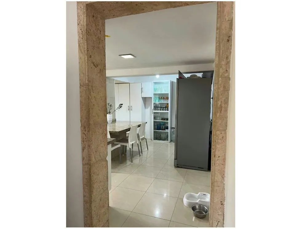 Se vende casa 850m2 Prados del Este 9859 - 25