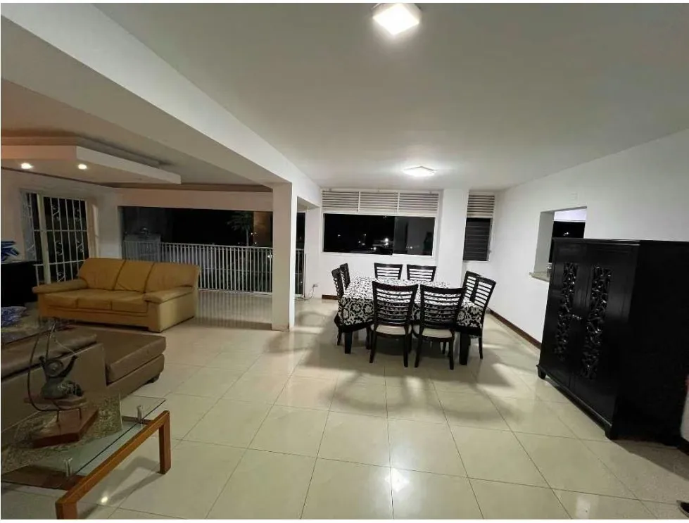 Se vende casa 850m2 Prados del Este 9859 - 3