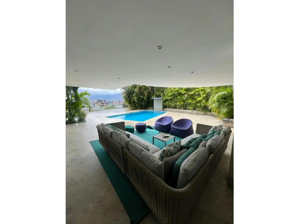 Se vende casa 1200m2 Lomas de Las Mercedes 4216 - 15