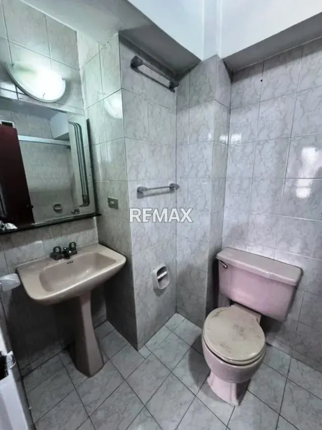 APARTAMENTO EN ALQUILER - URB. LAS PALMAS - 11