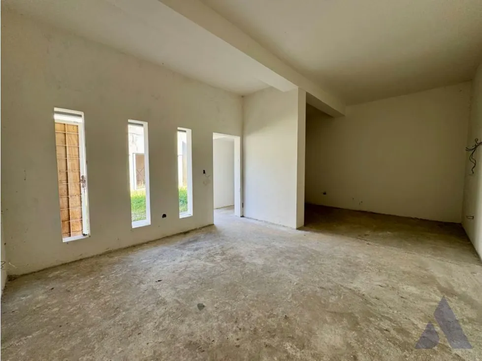 Se vende casa 700m2 Prados del Este 7383 - 9