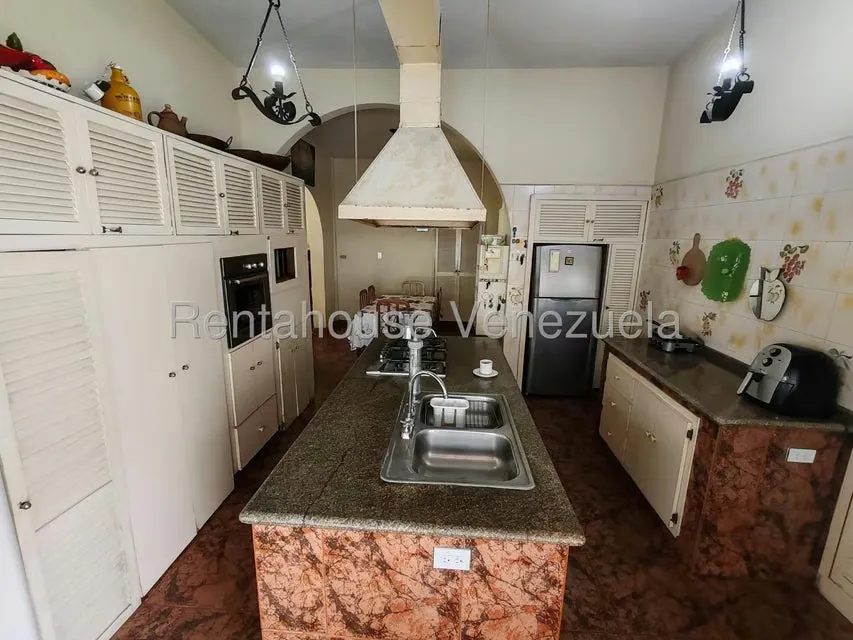 Casa (Duplex) en Venta en Macaracuay, Distrito Metropolitano - 16