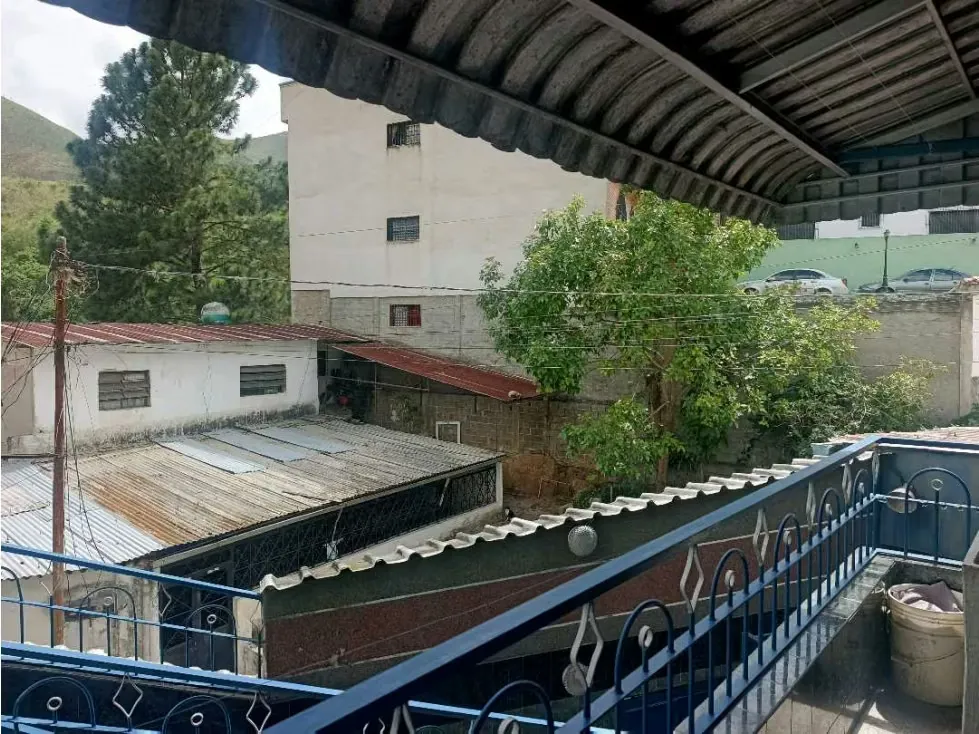 se vende casa multifamiliar 170m2 Macarao 2937 - 58