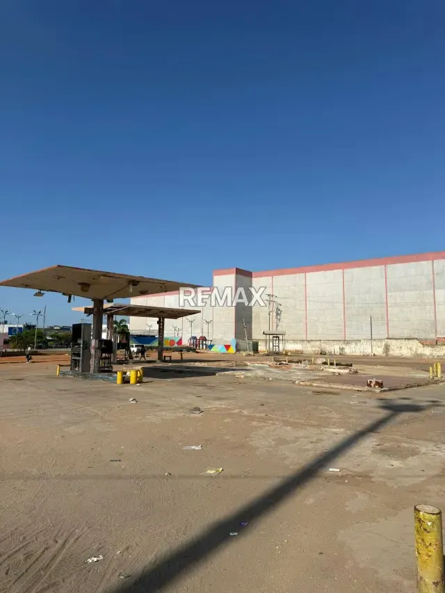 TERRENO COMERCIAL EN VENTA CURVA DE MOLINA ZONA OESTE MARACAIBO - 4