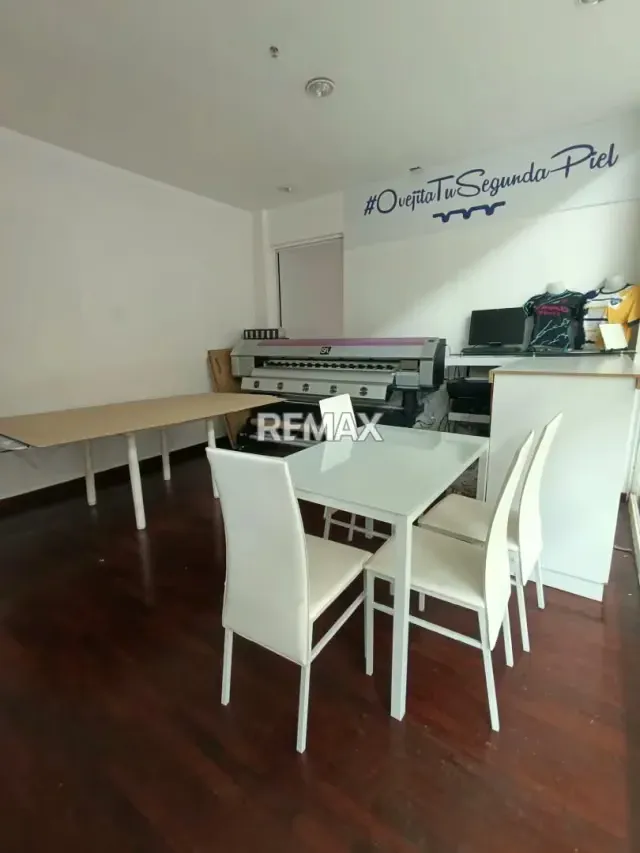 LOCAL COMERCIAL EN ALQUILER - 3