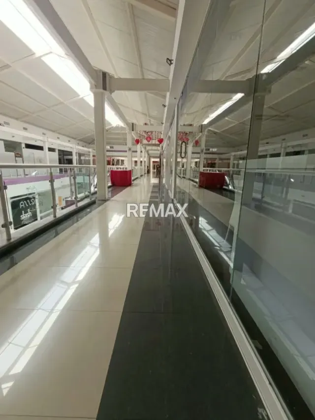 LOCAL COMERCIAL EN ALQUILER - 4