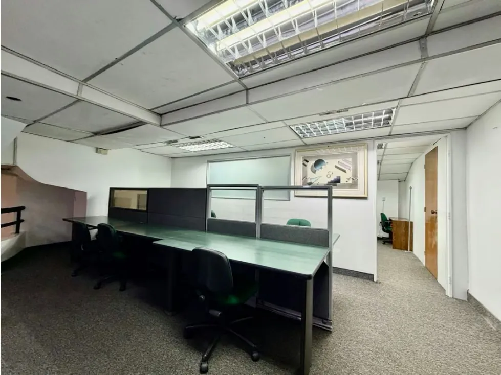 Se vende/ alquila local comercial - 3