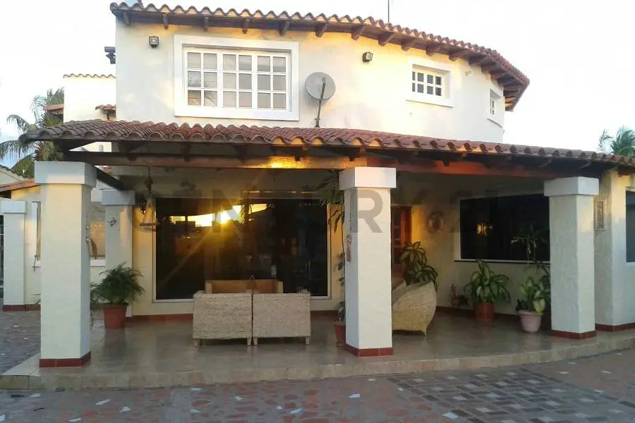Casa en venta en Las Villas. Lechería - 19