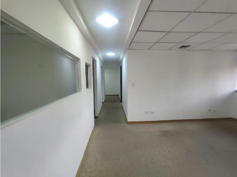 OFICINA ALQUILER 85 MTS2 TORRE BAZAR BOLÍVAR - 6