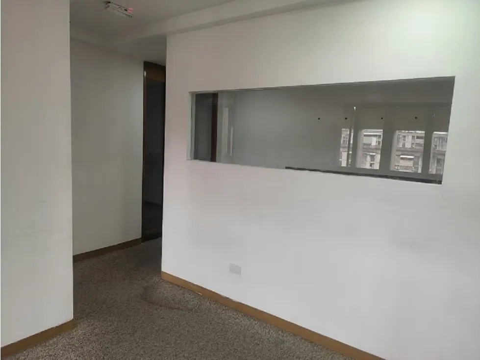 OFICINA ALQUILER 85 MTS2 TORRE BAZAR BOLÍVAR - 7