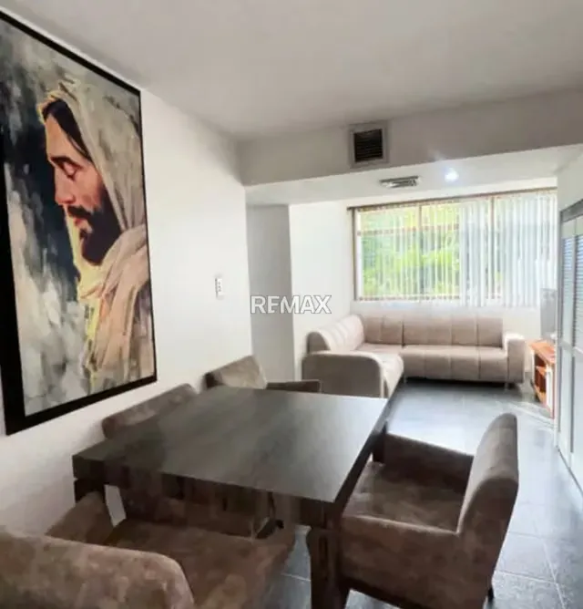 Apartamento en venta Residencias Capri - 2