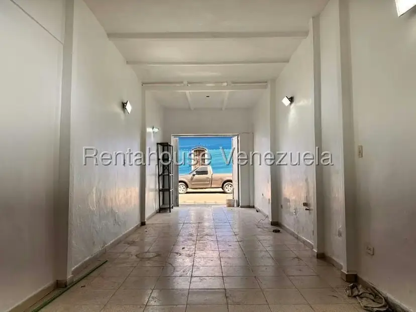 Comercial (Local Comercial) en Alquiler en Catia, Distrito Metropolitano