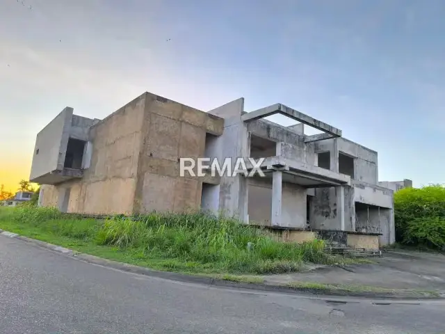 En Venta Amplia Casa en Obra Gris en Urbanización San Miguel, Primera Etapa, Maturín, Estado Monagas
