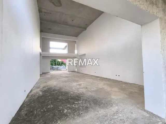 En Venta Amplia Casa en Obra Gris en Urbanización San Miguel, Primera Etapa, Maturín, Estado Monagas - 14