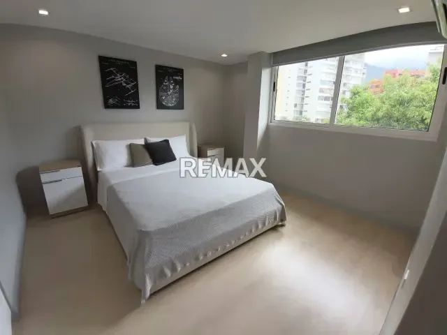Venta de apartamento Remodelado en Altamira - 9
