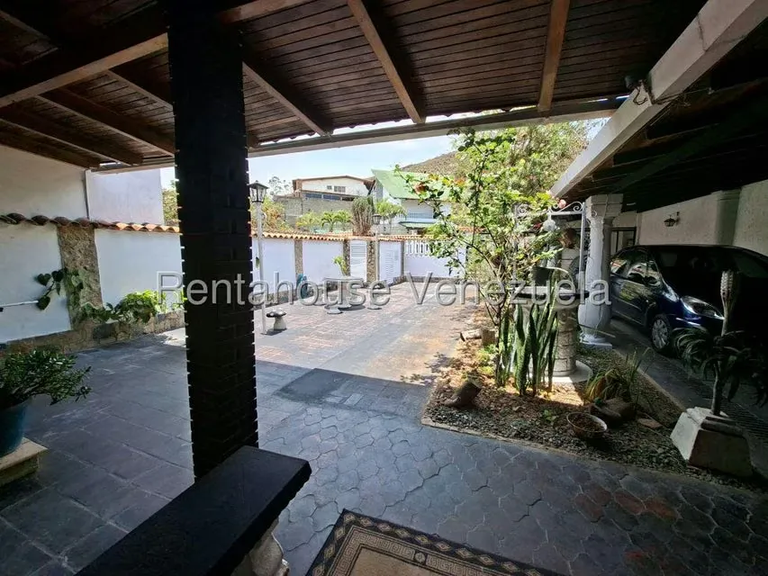 Casa (Multipes Niveles) en Venta en La Rosaleda, Miranda - 5