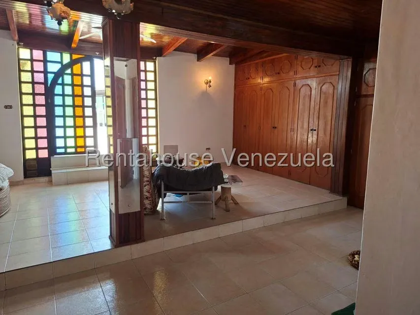 Casa (Multipes Niveles) en Venta en La Rosaleda, Miranda - 47