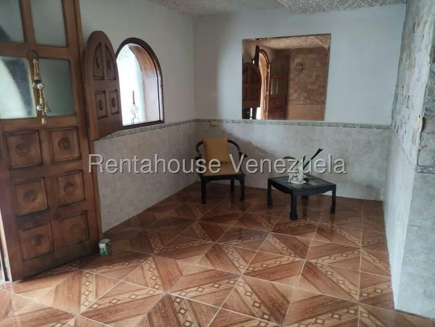 Casa (Multipes Niveles) en Venta en La Rosaleda, Miranda - 6