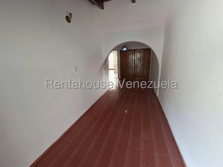 Casa (Multipes Niveles) en Venta en La Rosaleda, Miranda - 56