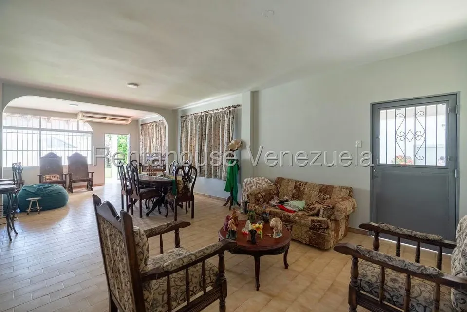 Casa (Duplex) en Venta en Ciudad Balneario Higuerote, Miranda - 23