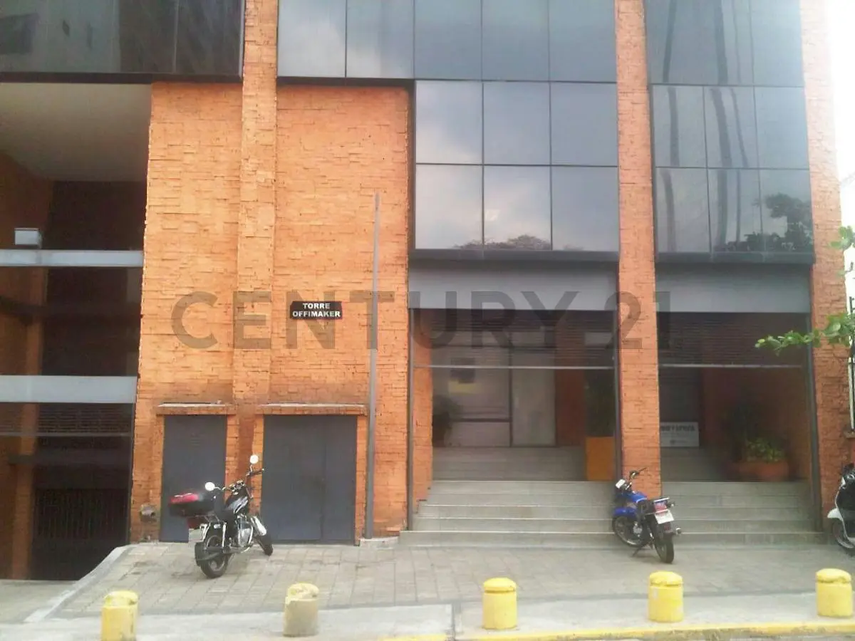 Se vende oficina en Sabana Grande Yep - 16