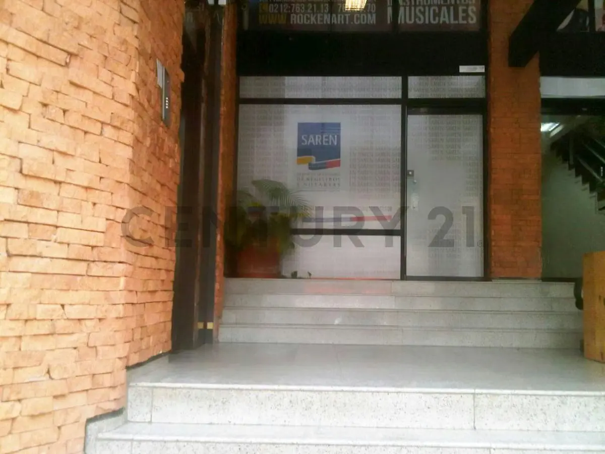 Se vende oficina en Sabana Grande Yep - 17