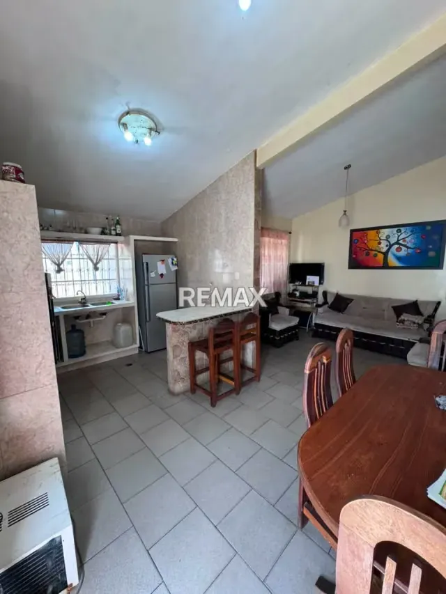 SE VENDE HERMOSA CASA, UBICADA EN TERRAZAS DE JALISCO SECTOR II - 5