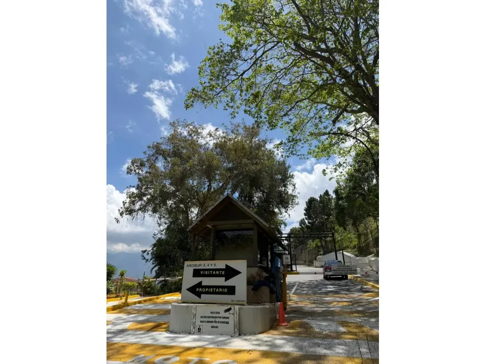 Se vende casa para remodelar en los Naranjos - 16