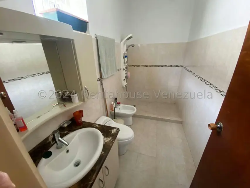 Local Comercial en Venta en Los Palos Grandes, Distrito Metropolitano - 17