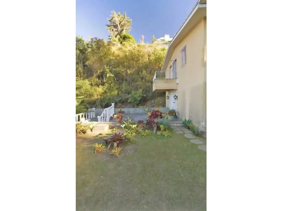 Urb.El Placer Baruta VENDO casa 450m2 con jardín y bella vista (mogo) - 4