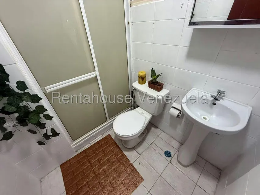 Apartamento (1 Nivel) en Alquiler en Chacao, Distrito Metropolitano - 11