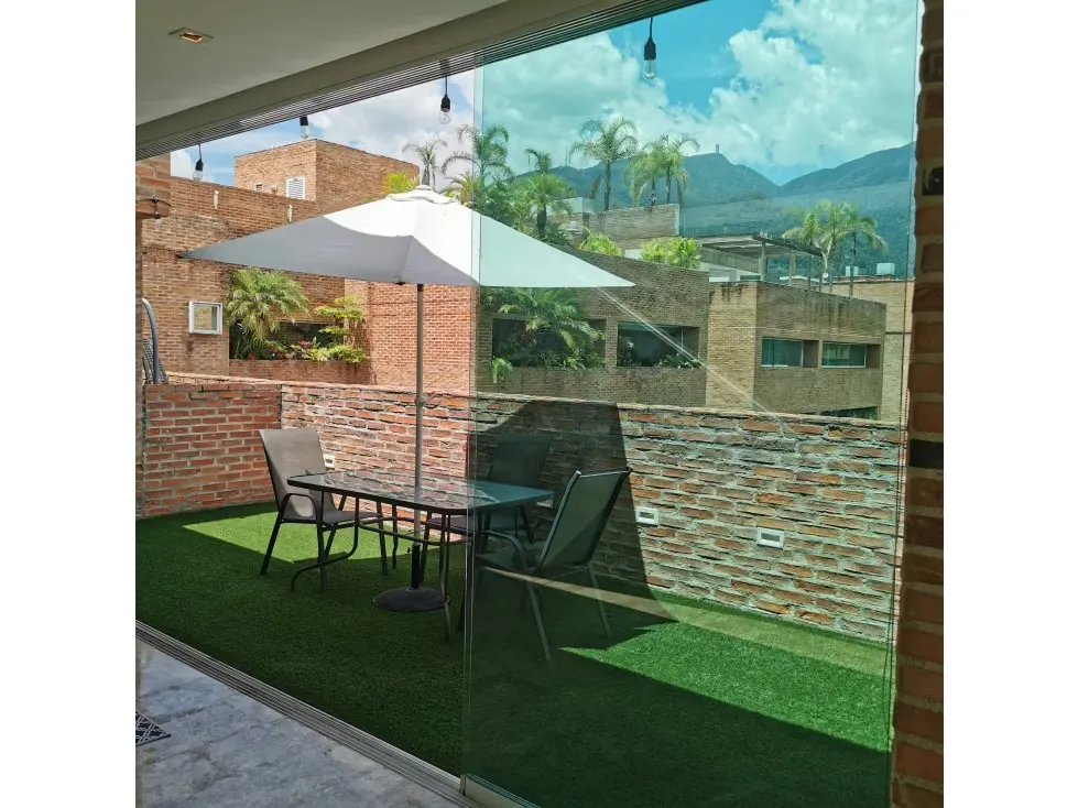 Alquilo Apartamento en Campo Alegre $8.000 - 18
