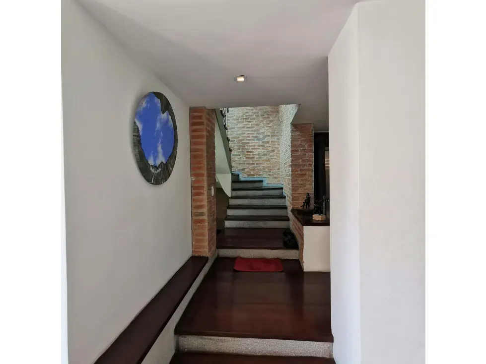 Alquilo Apartamento en Campo Alegre $8.000 - 27