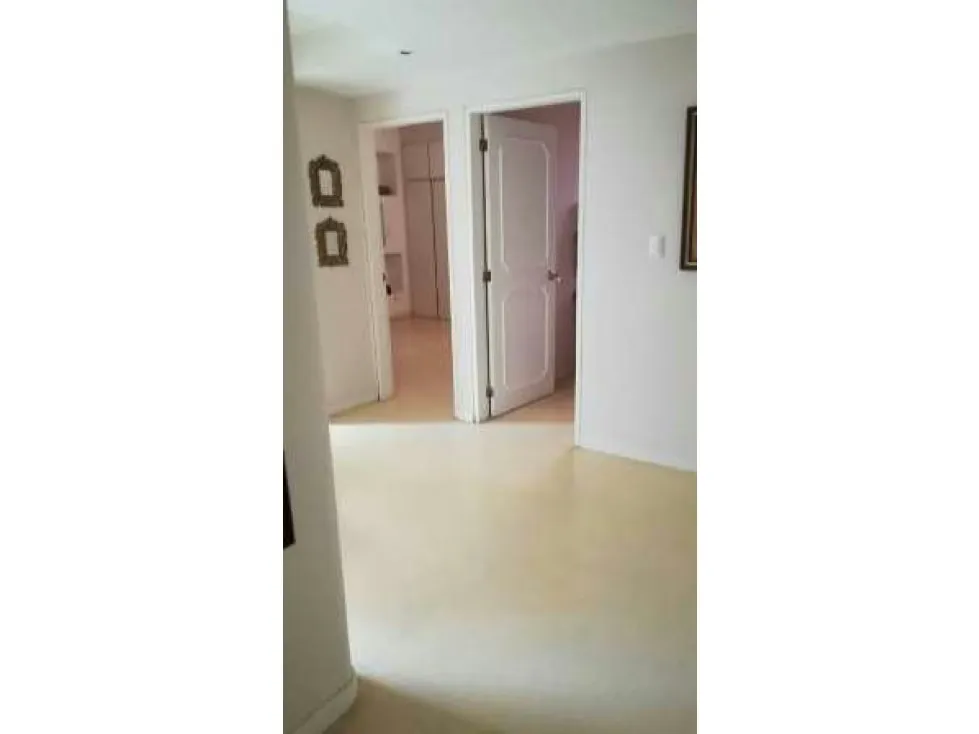 Se vende apartamento 173m2 5h/4b/4p La Lagunita 9674 - 12